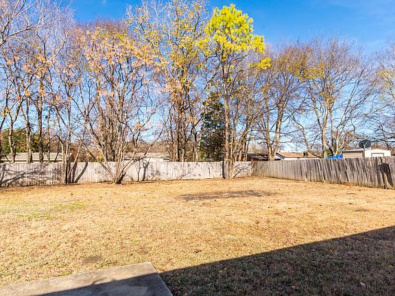 5th image of 3055 Woodley Park Dr