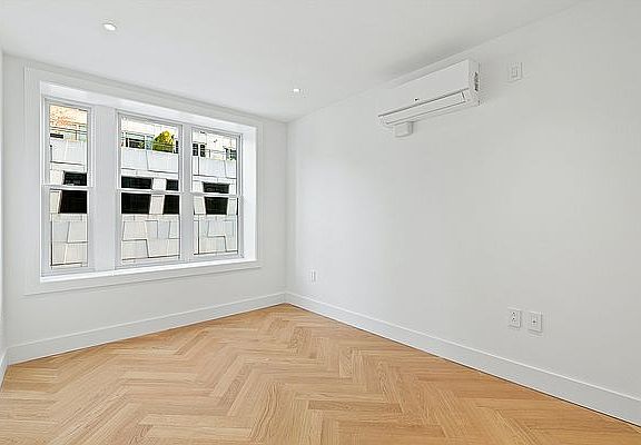 4th image of 1274 5th Ave #403A