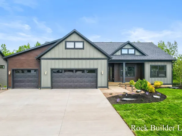 7134 Sugarmaple Dr, Hudsonville, MI 49426