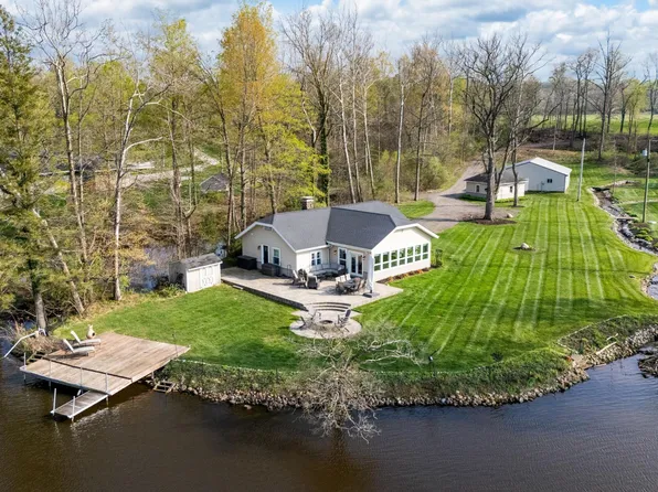 4435 Lake Chapin Rd, Berrien Springs, MI 49103