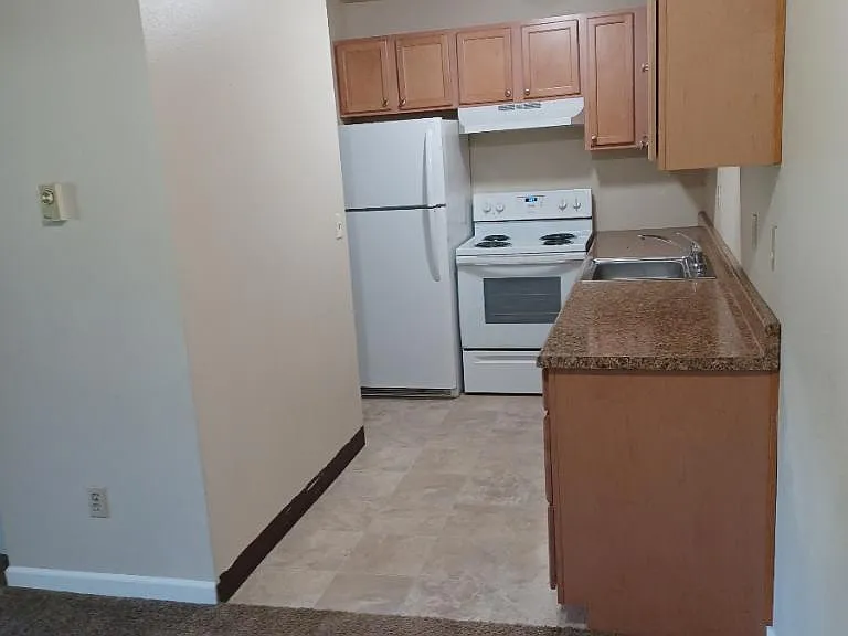 4725 SW 139th Ave #1 — Photo 1