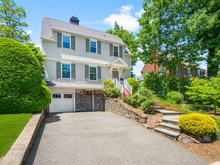 22 Vanderburgh Ave — Photo 34