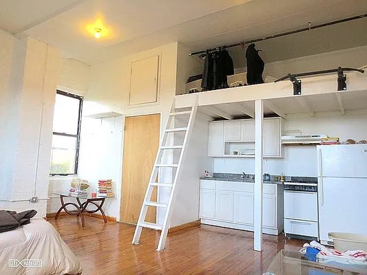 Rented by Citi Habitats | media 37