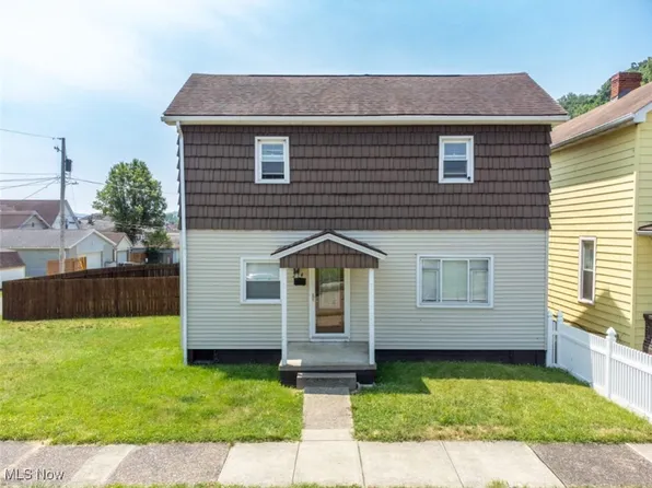 214 2nd Ave, Yorkville, OH 43971