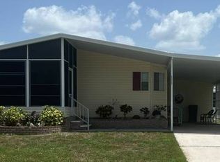 111 Lantana Ln, Parrish, FL 34219