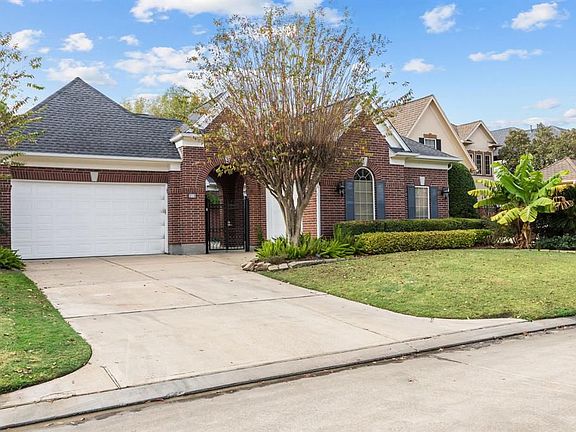 2nd image of 3118 Rosemary Park Ln