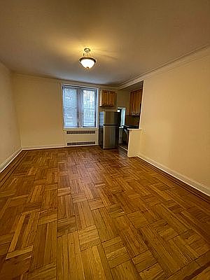2nd image of 2147 E 17th St #1BB