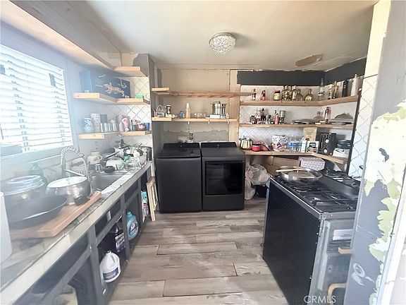 3rd image of 3338 Alma Ave