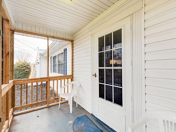 2nd image of 285 Greens Lake Cir