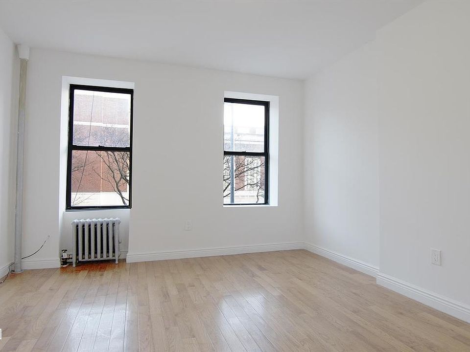 1st image of 293 Pleasant Ave APT 4