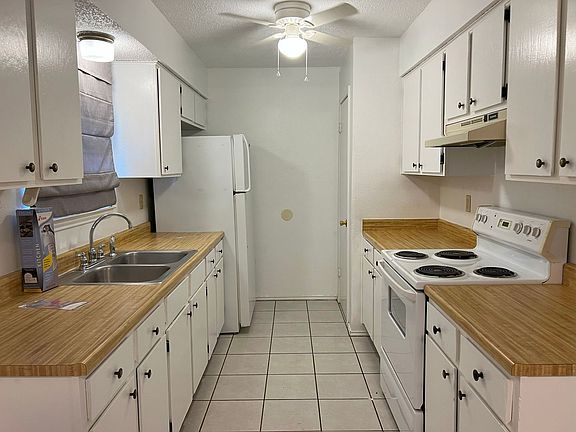 5th image of 306 Sunflower Dr