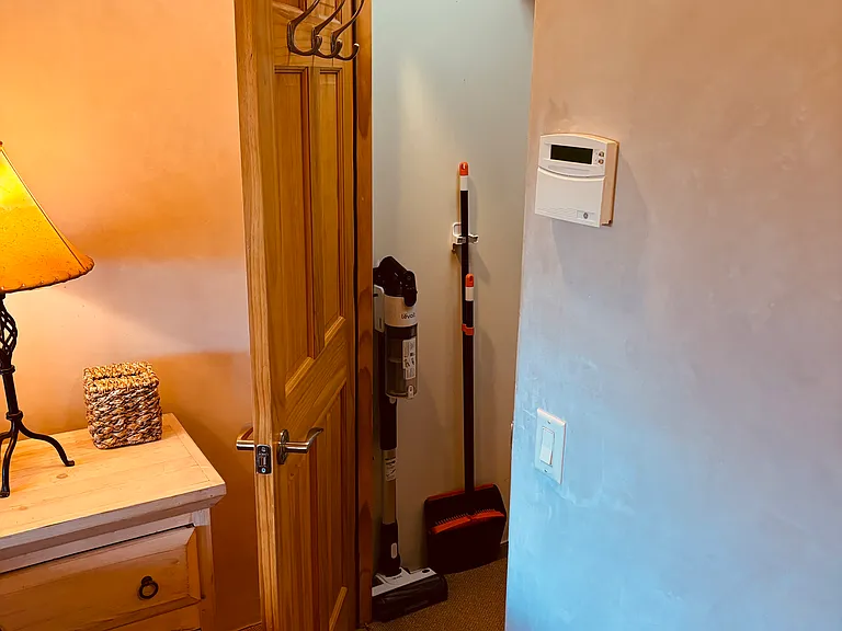 2132 Ridgeview Cir — Photo 30