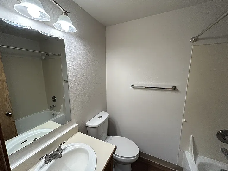 Lake Chalet — Photo 23