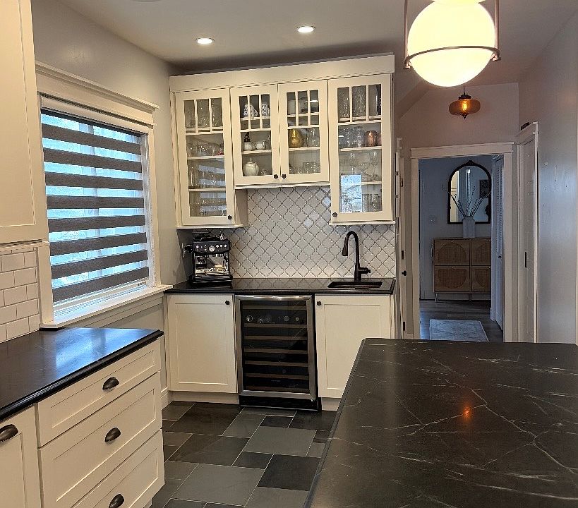 1st image of 41 Oak Ave
