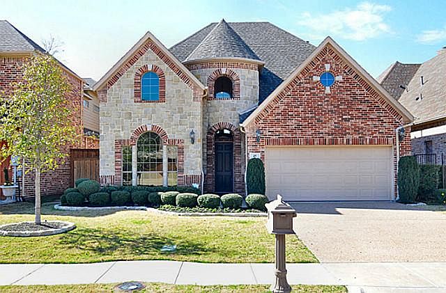 1st image of 49 Secluded Pond Dr