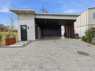 2351 Lake Hall Rd, Tallahassee, FL 32309