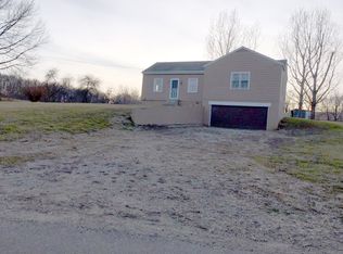 14707 E County Highway 11, Lewistown, IL 61542