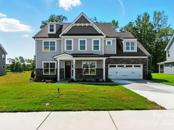 3229 McHarney Dr, Harrisburg, NC 28075