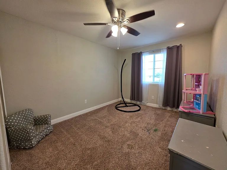 8807 Silver Glen Dr — Photo 18