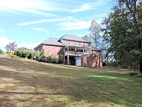 5th image of 200 Cornwallis Dr