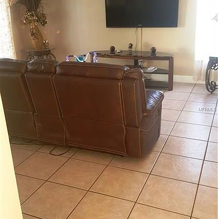 4th image of 3117 Saratoga Dr