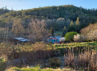 1805 Shoestring Rd, Riddle, OR 97469