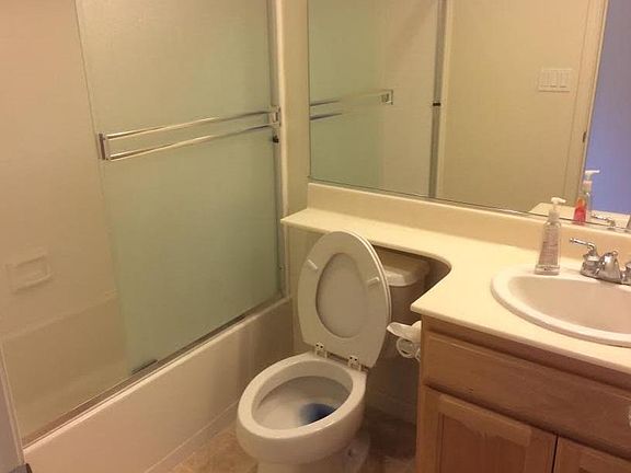 5th image of 1018 White Birch Dr