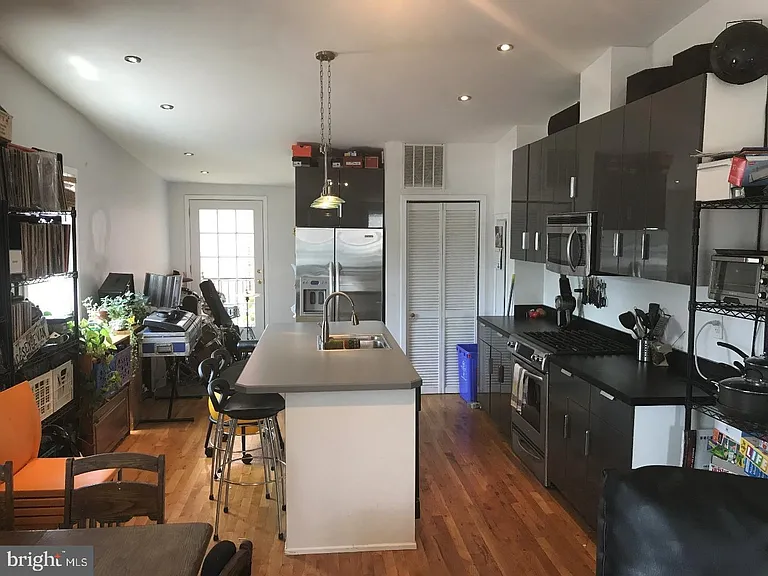 52 N 2nd St #3 — Photo 3