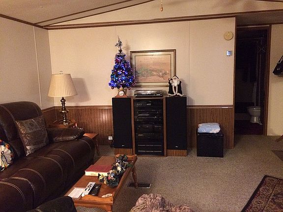 4th image of 2956 McCoinsville Rd