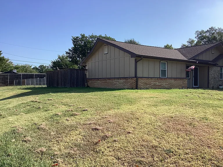 776 Ponderosa Dr — Photo 17