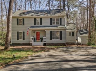 3314 Fox Chase Dr, Midlothian, VA 23112