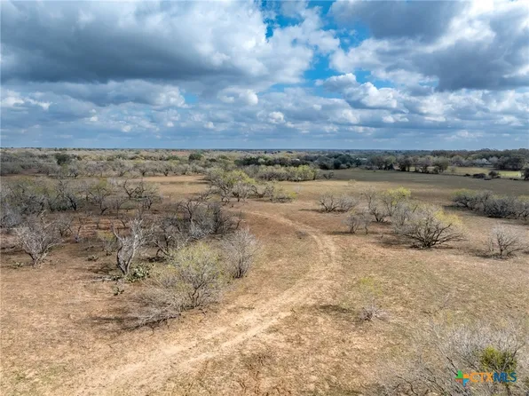 County Road 113, Nixon, TX 78140