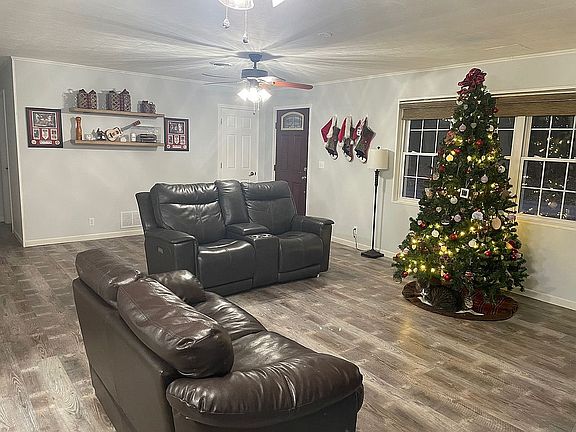 5th image of 49 South St