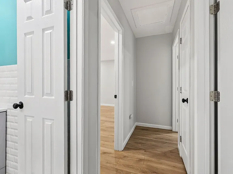 2136 Sara Ashley Way — Photo 17