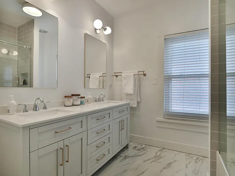 Upstairs Bathroom