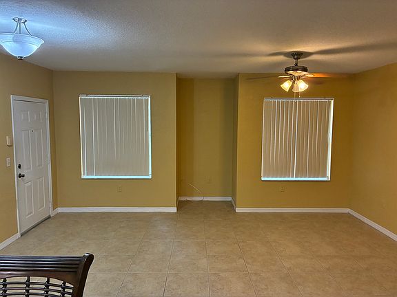 5th image of 150 SW Peacock Blvd APT 104