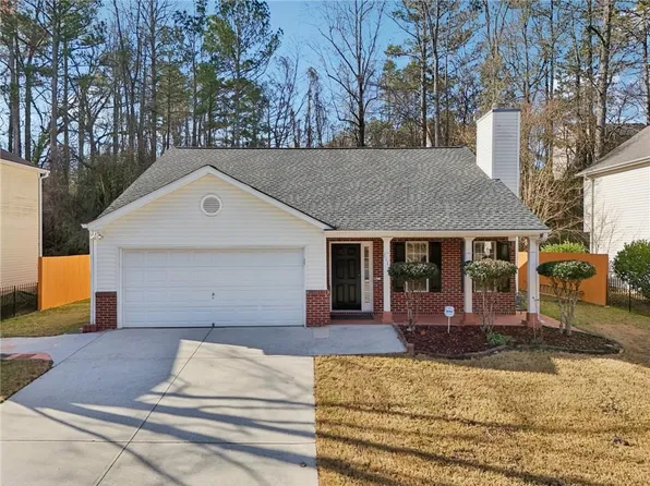 111 Bainbridge Ct, Dallas, GA 30132
