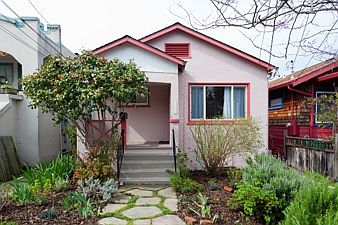 Exterior :: 1102 Evelyn