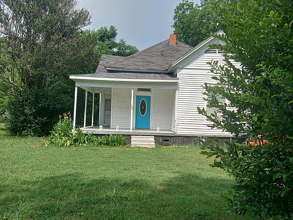 5th image of 1420 N Sycamore St