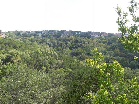 4th image of 4711 Spicewood Spgs Unit 286