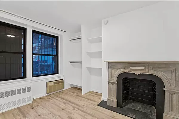 Rented by Aryeh Realty | media 14