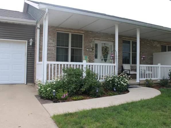 503 S Stillwater Dr, Chillicothe, IL 61523