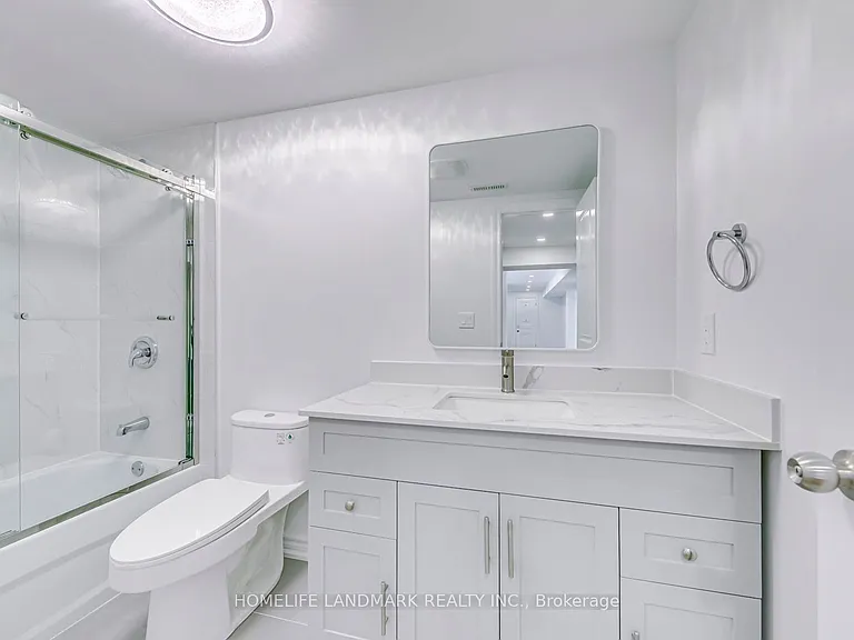146 Manning Ave — Photo 32