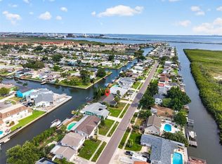 4623 Bay Crest Dr, Tampa, FL 33615