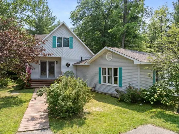 4317 County Road 489, Onaway, MI 49765