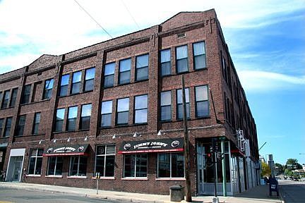 4th image of 523 Jackson St APT 206