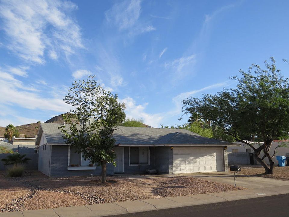 1st image of 2625 E Hillery Dr