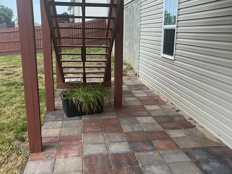 23568 Roulette Rd — Photo 5