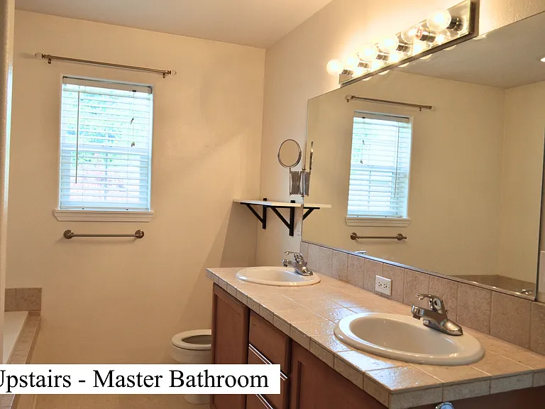 11412 NE 38th Ct — Photo 10