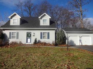 115 Trinity Pl, Selkirk, NY 12158